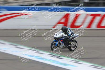 media/Oct-16-2022-Fastrack Riders (Sun) [[609ae93014]]/Level 4/Session 1 Start Finish/